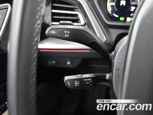Audi Q4 e-tron 40 2023 года из Южной Кореи