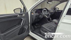Volkswagen Tiguan 2.0 TDI Prestige 2022 года из Южной Кореи