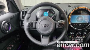 Mini Countryman CLASSIC Plus COMFORT PACK 2023 года из Южной Кореи