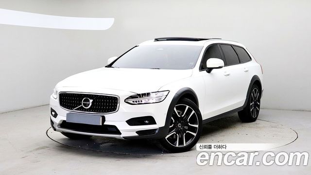 Volvo V90 B6 ULTIMATE AWD 2023 года из Кореи