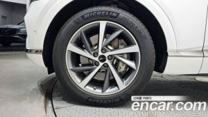 Genesis GV80 2.5T Бензин AWD 2024 года из Южной Кореи