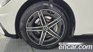 Mercedes-Benz EQE EQE350+ 2024 года из Южной Кореи