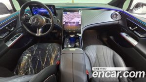 Mercedes-Benz EQE EQE350+ 2024 года из Южной Кореи