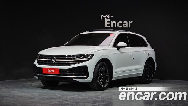 Volkswagen Touareg 3.0 TDI Prestige 2024 года из Кореи