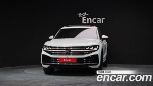 Volkswagen Touareg 3.0 TDI Prestige 2024 года из Южной Кореи