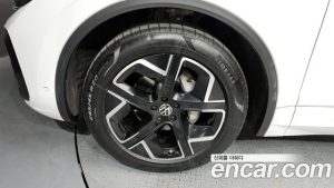 Volkswagen Touareg 3.0 TDI Prestige 2024 года из Южной Кореи