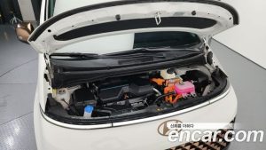 Hyundai Staria HEV 1.6 Lounge 9-Seater 2025 года из Южной Кореи