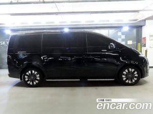 Hyundai Staria L3.5 Lounge 9-Seater 2024 года из Южной Кореи