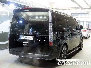 Hyundai Staria L3.5 Lounge 9-Seater 2024 года из Южной Кореи