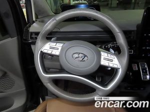 Hyundai Staria L3.5 Lounge 9-Seater 2024 года из Южной Кореи