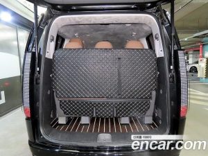 Hyundai Staria L3.5 Lounge 9-Seater 2024 года из Южной Кореи