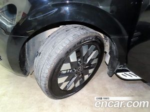 Hyundai Staria L3.5 Lounge 9-Seater 2024 года из Южной Кореи