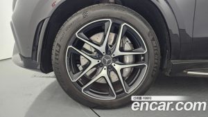 Mercedes-Benz GLE-Class AMG GLE53 4MATIC+ 2023 года из Южной Кореи