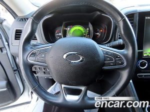 Renault-KoreaSamsung QM6 2.0 GDe LE Signature 2WD 2023 года из Южной Кореи