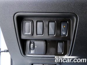 Renault-KoreaSamsung QM6 2.0 GDe LE Signature 2WD 2023 года из Южной Кореи