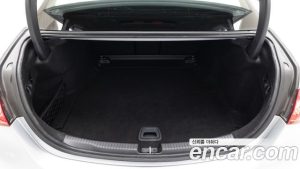 Mercedes-Benz C-Class C300 4MATIC AMG Line 2023 года из Южной Кореи