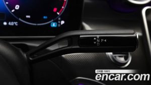 Mercedes-Benz C-Class C300 4MATIC AMG Line 2023 года из Южной Кореи
