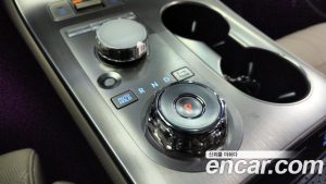 Genesis GV70 2.5T Бензин AWD 2025 года из Южной Кореи