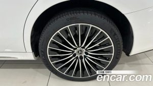 Mercedes-Benz E-Class E450 4MATIC Exclusive 2024 года из Южной Кореи