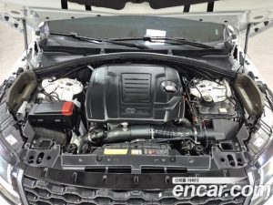 Land Rover Range Rover Velar 2.0 P250 R-Dynamic SE 2023 года из Южной Кореи