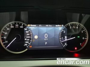 Land Rover Range Rover Velar 2.0 P250 R-Dynamic SE 2023 года из Южной Кореи