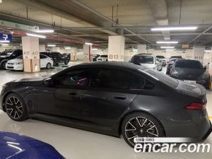 BMW M5 M5 SEDAN 2025 года из Южной Кореи
