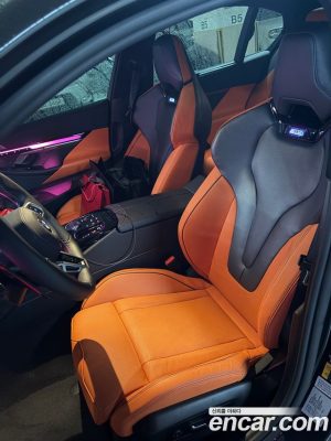 BMW M5 M5 SEDAN 2025 года из Южной Кореи