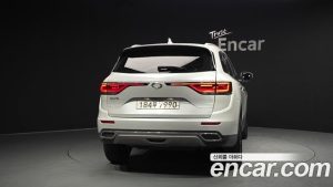 Renault-KoreaSamsung QM6 2.0 GDe LE Signature 2WD 2023 года из Южной Кореи