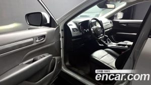 Renault-KoreaSamsung QM6 2.0 GDe LE Signature 2WD 2023 года из Южной Кореи