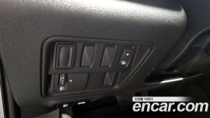 Renault-KoreaSamsung QM6 2.0 GDe LE Signature 2WD 2023 года из Южной Кореи