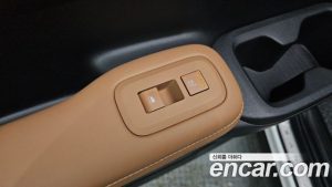 Hyundai Santafe Бензин 2.5T 2WD 2024 года из Южной Кореи