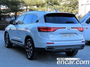 Renault-KoreaSamsung QM6 2.0 GDe LE Signature 2WD 2023 года из Южной Кореи
