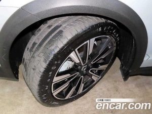 Volvo V60 B5 Ultra AWD 2025 года из Южной Кореи