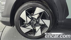 Hyundai Kona Бензин 1.6 Turbo 2WD 2024 года из Южной Кореи
