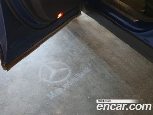 Mercedes-Benz GLB-Class GLB250 4MATIC 2025 года из Южной Кореи
