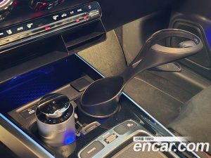 Mercedes-Benz GLB-Class GLB250 4MATIC 2025 года из Южной Кореи