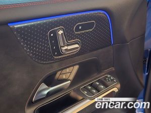 Mercedes-Benz GLB-Class GLB250 4MATIC 2025 года из Южной Кореи