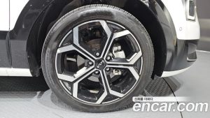 Kia Niro Signature 2024 года из Южной Кореи