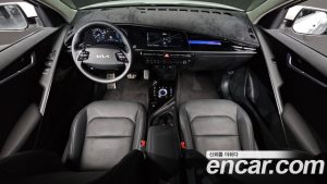 Kia Niro Signature 2024 года из Южной Кореи