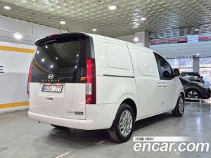 Hyundai Staria Wagon 3Door 2025 года из Южной Кореи