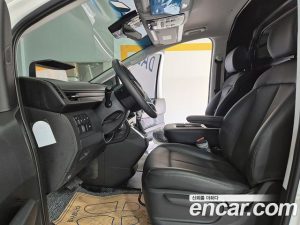 Hyundai Staria Wagon 3Door 2025 года из Южной Кореи
