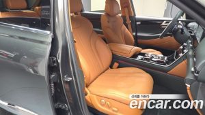 Genesis GV80 2.5T Бензин AWD 2024 года из Южной Кореи