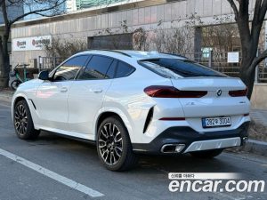 BMW X6 xDrive40i M Sport 2025 года из Южной Кореи