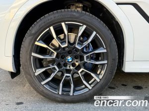 BMW X6 xDrive40i M Sport 2025 года из Южной Кореи