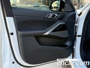 BMW X6 xDrive40i M Sport 2025 года из Южной Кореи