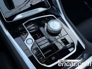 BMW X6 xDrive40i M Sport 2025 года из Южной Кореи