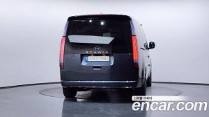Hyundai Staria L3.5 Lounge 9-Seater 2025 года из Южной Кореи