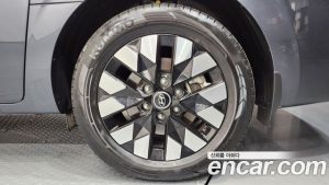 Hyundai Staria L3.5 Lounge 9-Seater 2025 года из Южной Кореи