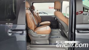 Hyundai Staria L3.5 Lounge 9-Seater 2025 года из Южной Кореи