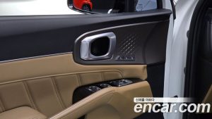 Kia Sorento HEV 1.6 2WD 2024 года из Южной Кореи